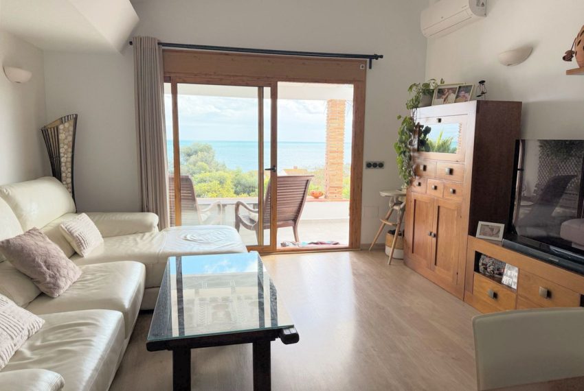 R4987918-Villa-For-Sale-Estepona-Semi-Detached-3-Beds-123-Built-11