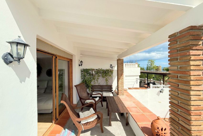 R4987918-Villa-For-Sale-Estepona-Semi-Detached-3-Beds-123-Built-12