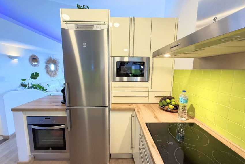 R4987918-Villa-For-Sale-Estepona-Semi-Detached-3-Beds-123-Built-17