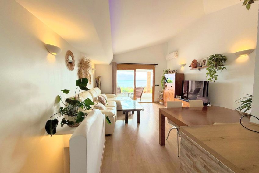 R4987918-Villa-For-Sale-Estepona-Semi-Detached-3-Beds-123-Built-3