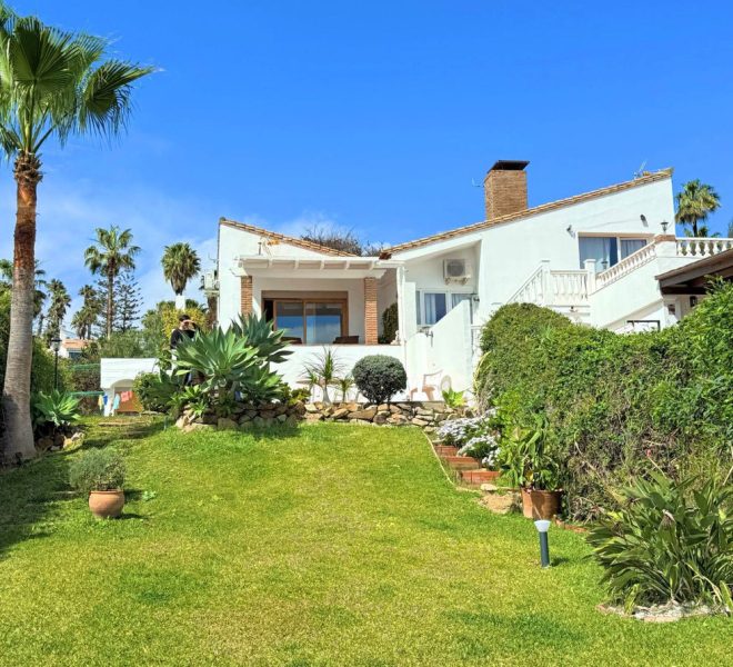 R4987918-Image 1-Semi Detached - 3 Beds - 123 Built