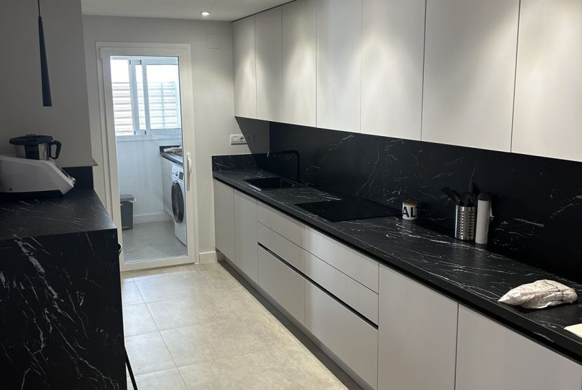 R4988722-Apartment-For-Sale-Marbella-Penthouse-3-Beds-90-Built-2