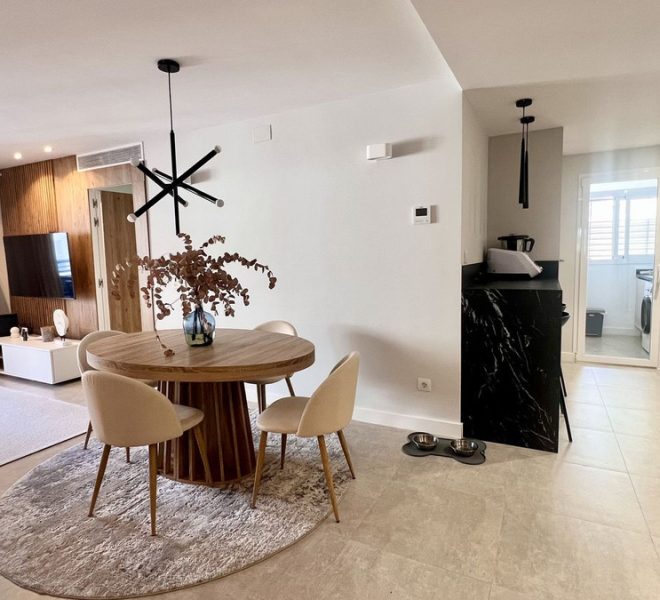 R4988722-Image 1-Penthouse - 3 Beds - 90 Built