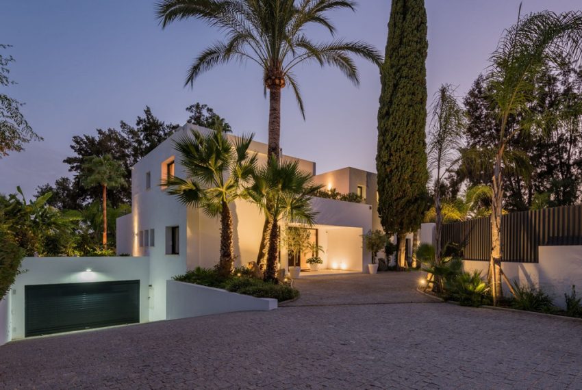 R4988836-Villa-For-Sale-Nueva-Andalucia-Detached-5-Beds-550-Built-19