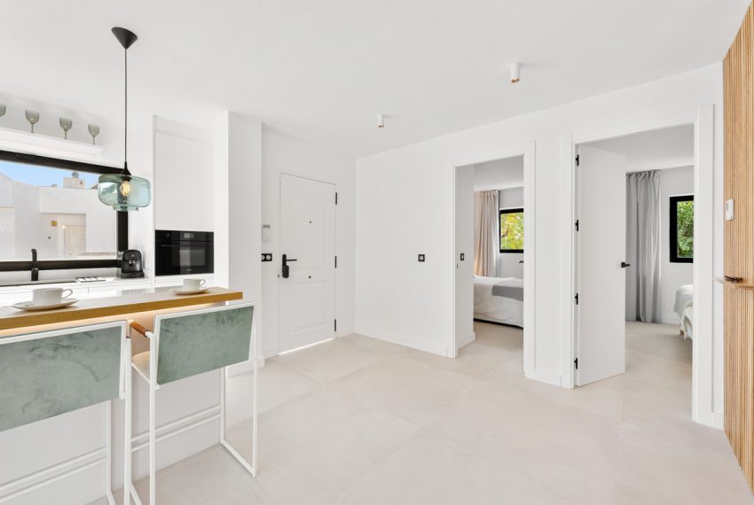 R4989955-Apartment-For-Sale-Nueva-Andalucia-Penthouse-3-Beds-134-Built-2