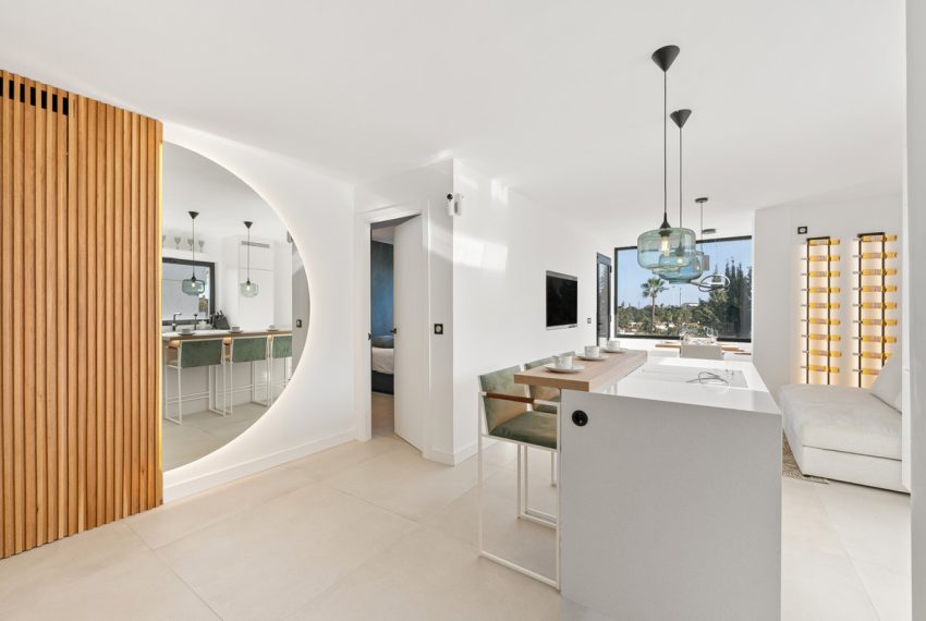 R4989955-Apartment-For-Sale-Nueva-Andalucia-Penthouse-3-Beds-134-Built