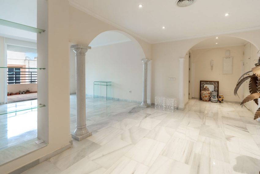 R4990288-Apartment-For-Sale-Benahavis-Middle-Floor-2-Beds-99-Built-11