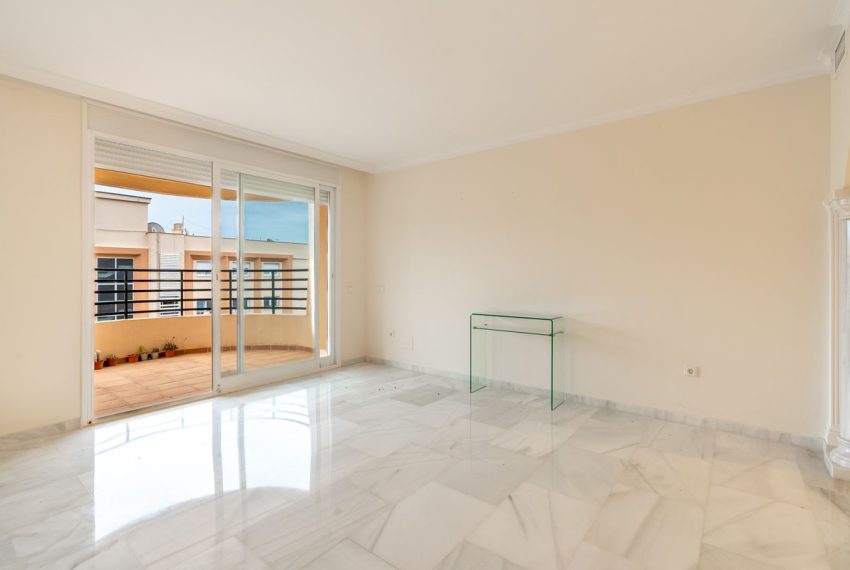 R4990288-Apartment-For-Sale-Benahavis-Middle-Floor-2-Beds-99-Built-4