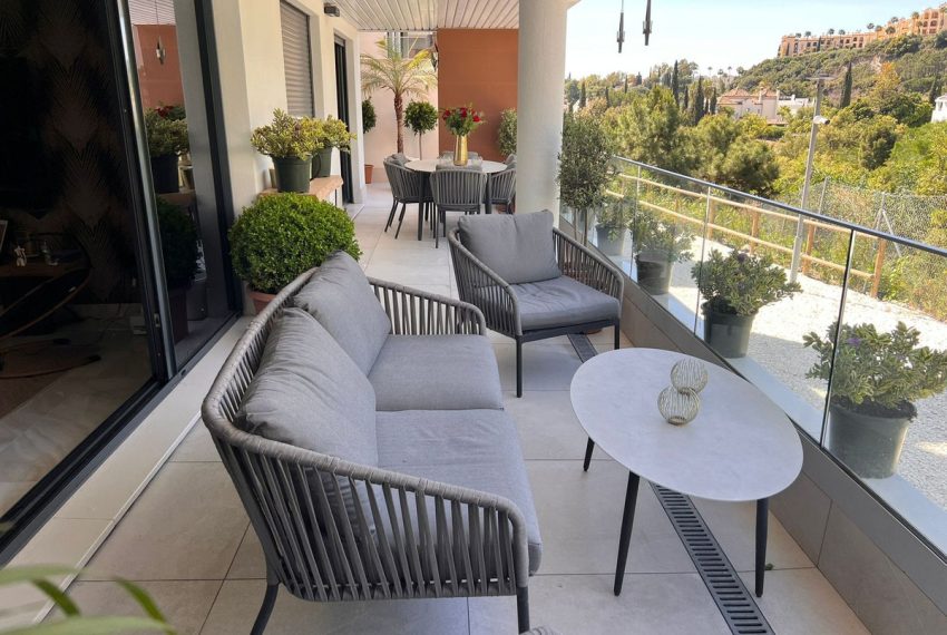 R4990429-Apartment-For-Sale-Benahavis-Ground-Floor-3-Beds-130-Built-1