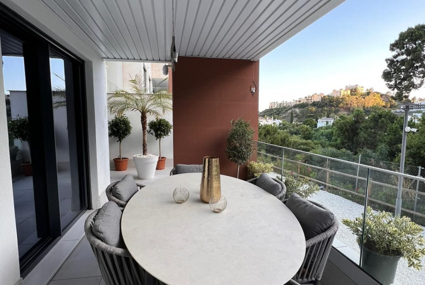 R4990429-Apartment-For-Sale-Benahavis-Ground-Floor-3-Beds-130-Built-2