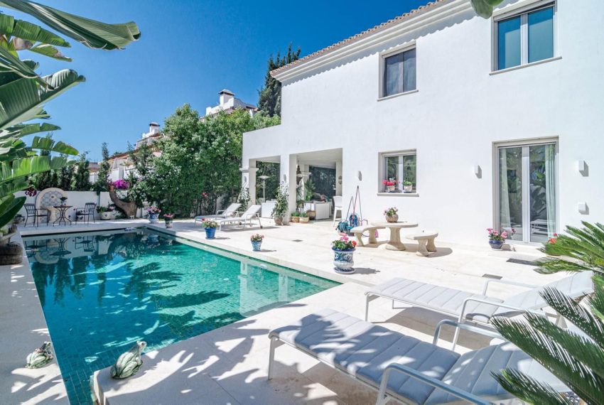 R4990609-Villa-For-Sale-Cortijo-Blanco-Detached-5-Beds-588-Built-12