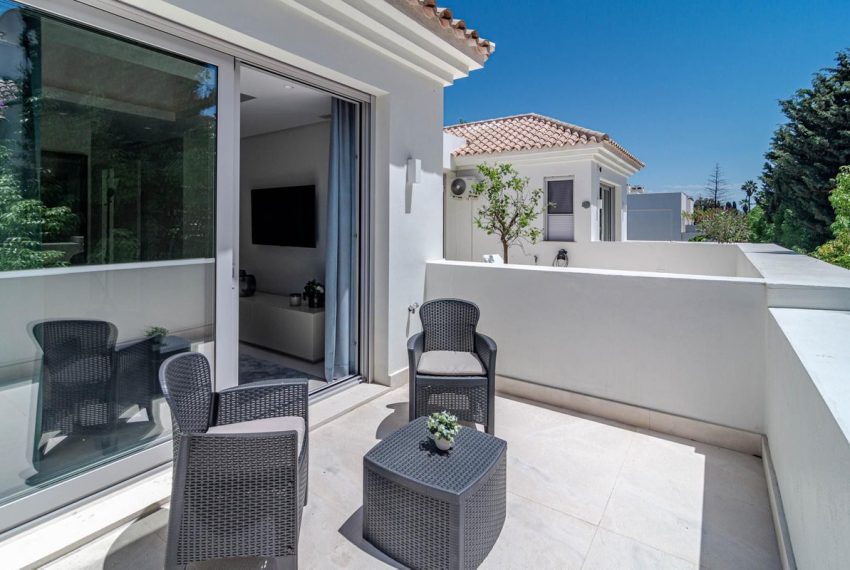 R4990609-Villa-For-Sale-Cortijo-Blanco-Detached-5-Beds-588-Built-4