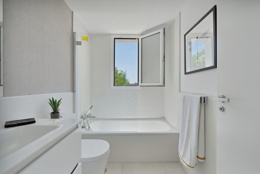 R4990792-Apartment-For-Sale-Marbella-Middle-Floor-3-Beds-163-Built-16