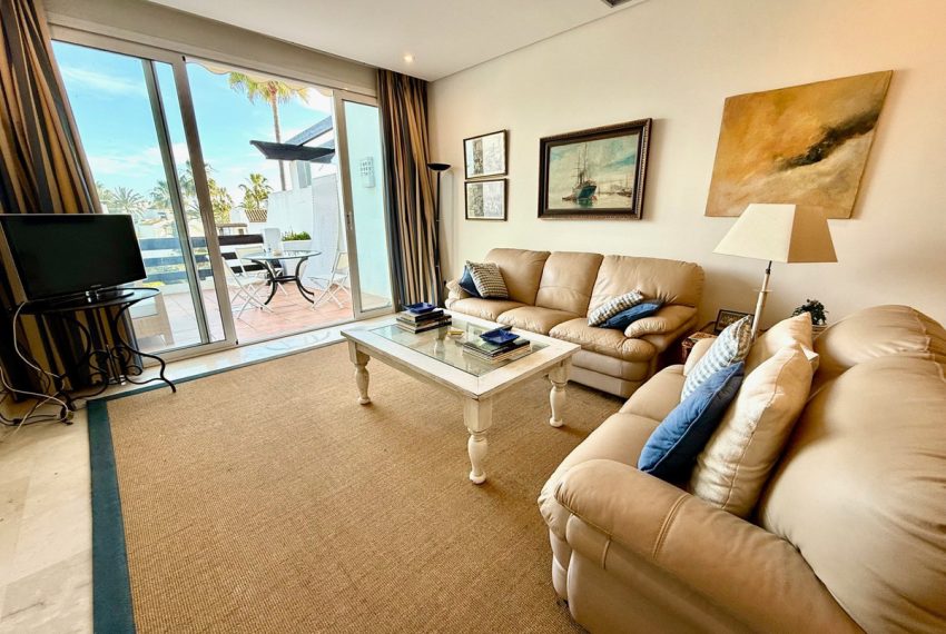 R4991482-Apartment-For-Sale-Estepona-Penthouse-2-Beds-113-Built-2