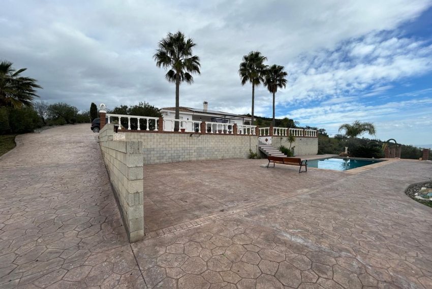 R4991626-Villa-For-Sale-Guaro-Finca-4-Beds-150-Built-18