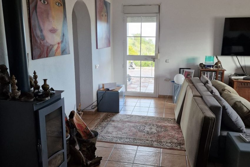 R4991626-Villa-For-Sale-Guaro-Finca-4-Beds-150-Built-7