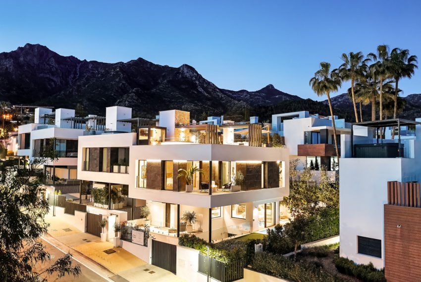 R4992370-Villa-For-Sale-Sierra-Blanca-Detached-4-Beds-609-Built-1