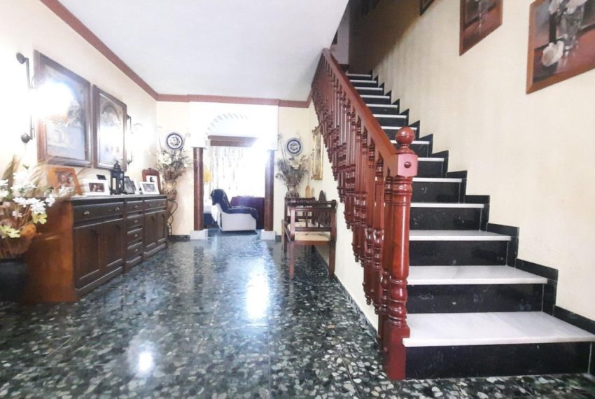 R4992580-Villa-For-Sale-Monda-Semi-Detached-4-Beds-300-Built-2