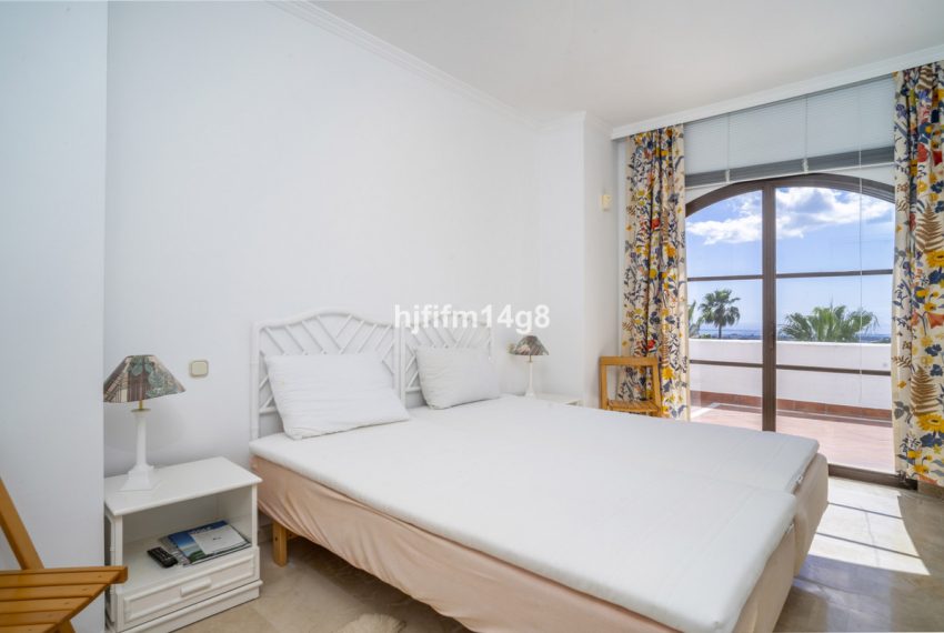 R4993159-Apartment-For-Sale-Los-Arqueros-Penthouse-2-Beds-161-Built-10