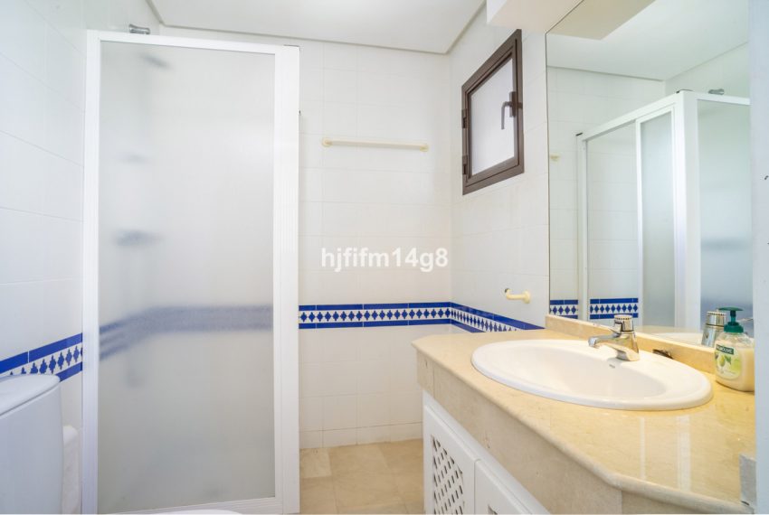 R4993159-Apartment-For-Sale-Los-Arqueros-Penthouse-2-Beds-161-Built-18