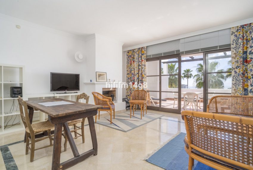 R4993159-Apartment-For-Sale-Los-Arqueros-Penthouse-2-Beds-161-Built-2