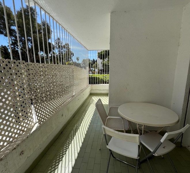 R5001433-Image 1-Ground Floor - 2 Beds - 70 Built