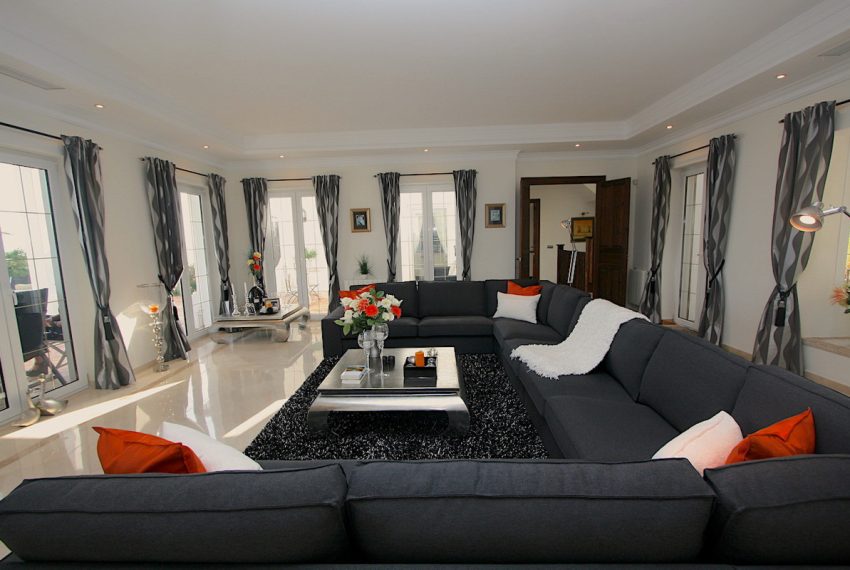 R1954860-Villa-For-Sale-Mijas-Detached-5-Beds-470-Built-3