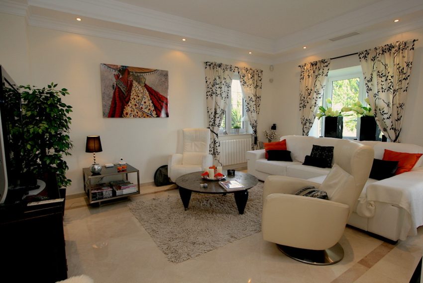 R1954860-Villa-For-Sale-Mijas-Detached-5-Beds-470-Built-4