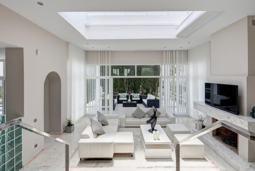R2431955-Villa-For-Sale-La-Quinta-Detached-5-Beds-428-Built-12