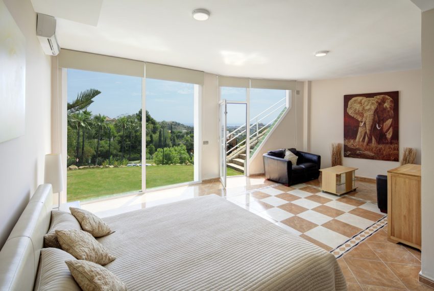R2431955-Villa-For-Sale-La-Quinta-Detached-5-Beds-428-Built-18