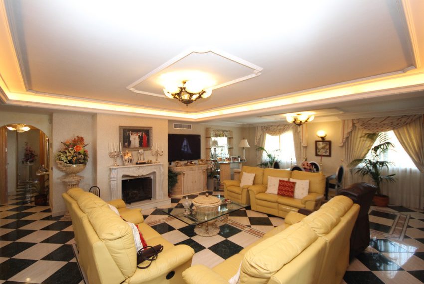 R2652758-Villa-For-Sale-Mijas-Detached-5-Beds-493-Built-2