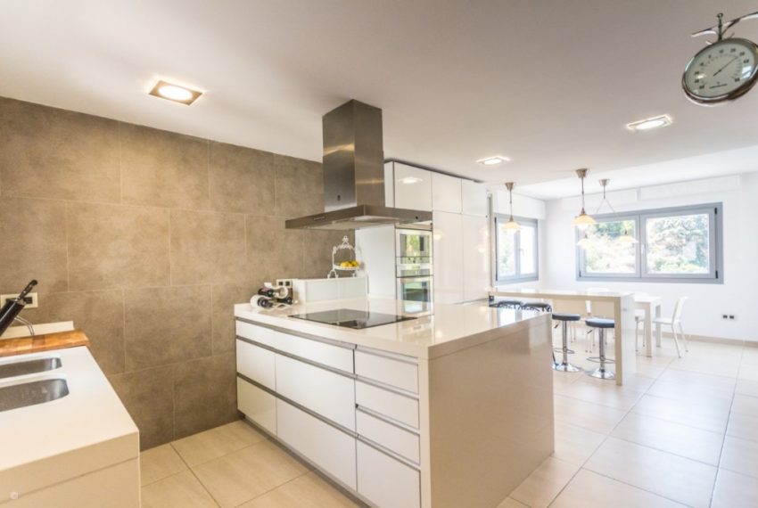 R2961143-Villa-For-Sale-Mijas-Costa-Detached-5-Beds-363-Built-16