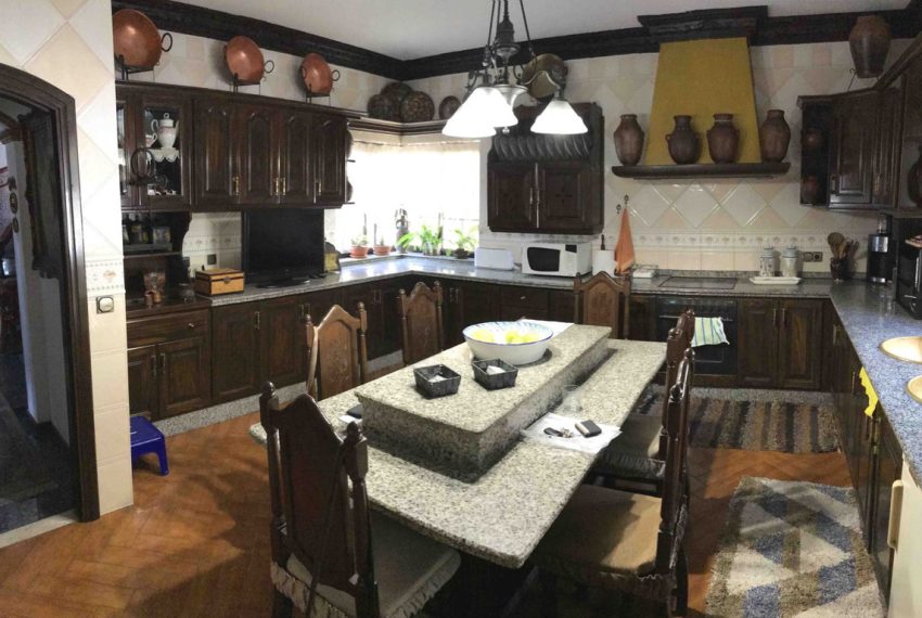 R3012995-Villa-For-Sale-Mijas-Detached-4-Beds-381-Built-1