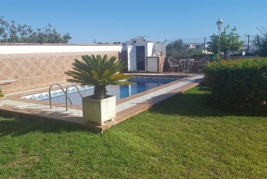 R3036125-Villa-For-Sale-Mijas-Costa-Detached-6-Beds-360-Built-2