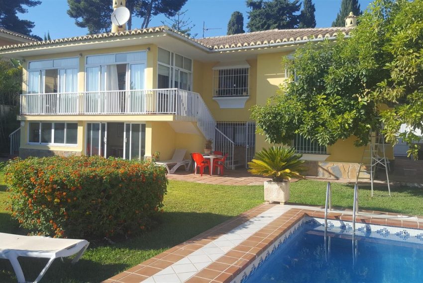 R3036125-Villa-For-Sale-Mijas-Costa-Detached-6-Beds-360-Built