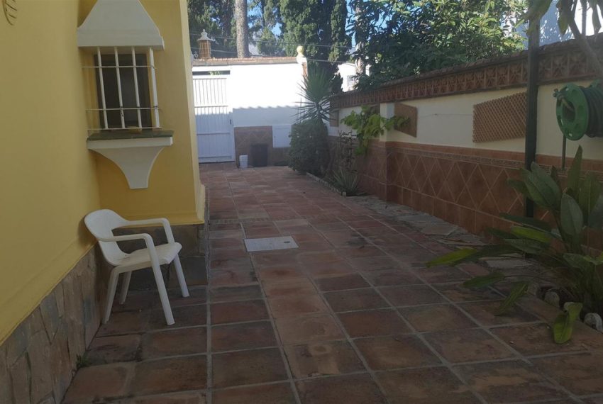 R3036125-Villa-For-Sale-Mijas-Costa-Detached-6-Beds-360-Built-9