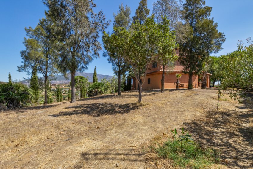 R3211273-Villa-For-Sale-Mijas-Costa-Finca-4-Beds-150-Built-3