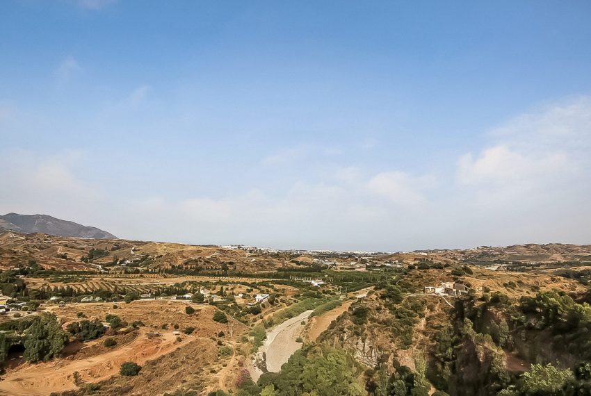 R3220219-Villa-For-Sale-Mijas-Detached-7-Beds-355-Built-5