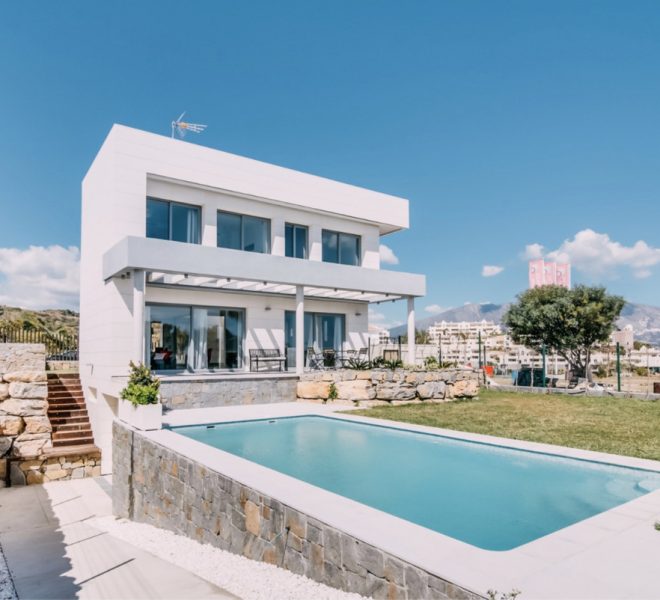 R3388891-Image 1-Detached - 3 Beds - 248 Built