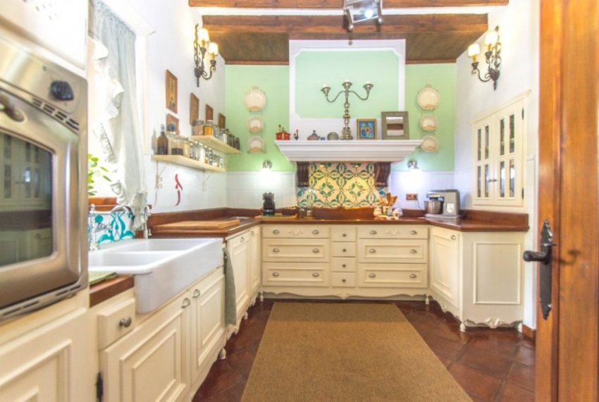 R3537112-Villa-For-Sale-Mijas-Costa-Detached-6-Beds-465-Built-17