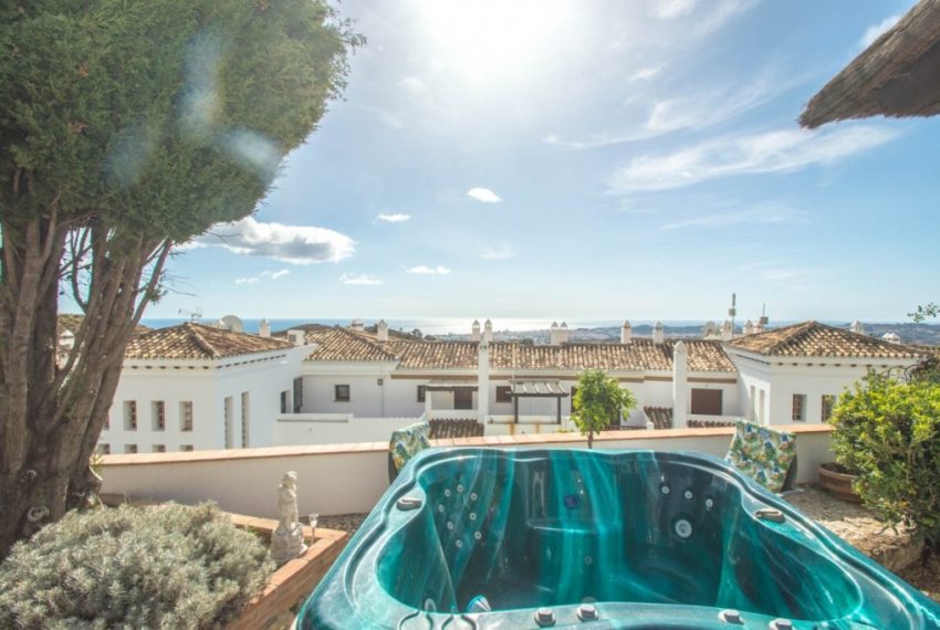 R3537112-Villa-For-Sale-Mijas-Costa-Detached-6-Beds-465-Built-6
