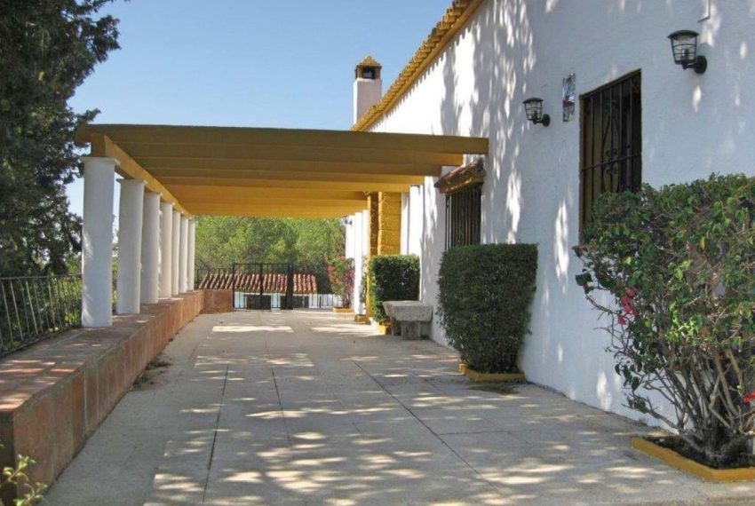 R3834301-Villa-For-Sale-Mijas-Finca-4-Beds-326-Built-1