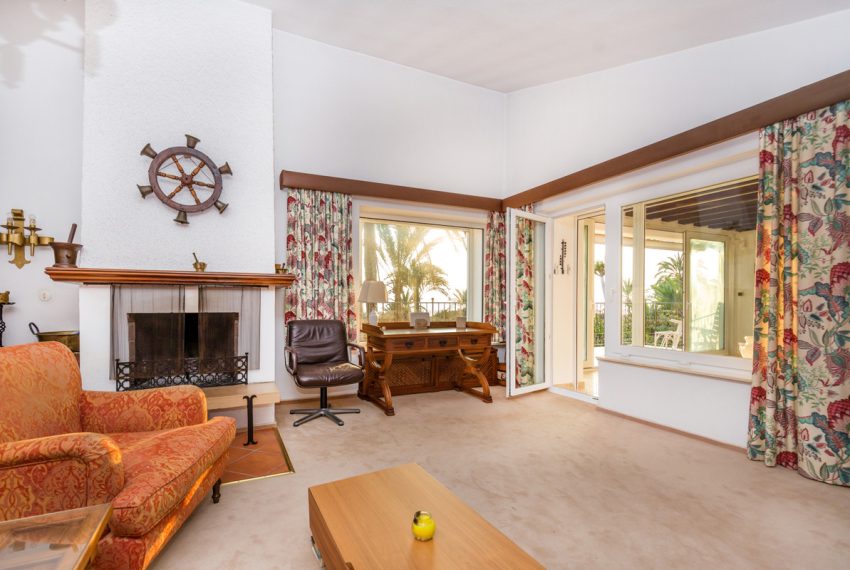 R3855409-Villa-For-Sale-Los-Monteros-Detached-5-Beds-420-Built-14