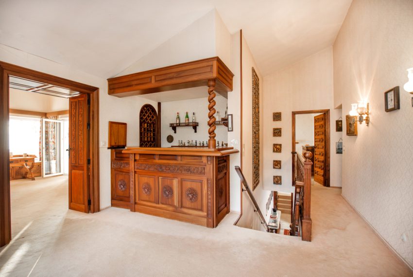 R3855409-Villa-For-Sale-Los-Monteros-Detached-5-Beds-420-Built-15