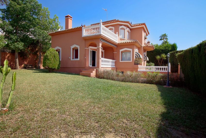 R3866161-Villa-For-Sale-Mijas-Detached-5-Beds-277-Built