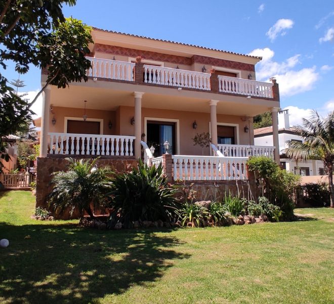 R3966214-Image 1-Detached - 4 Beds - 520 Built