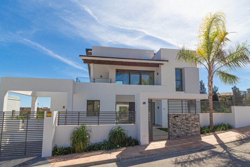 R3994897-Villa-For-Sale-Mijas-Detached-4-Beds-352-Built