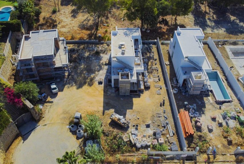 R4014655-Villa-For-Sale-New-Golden-Mile-Detached-6-Beds-418-Built