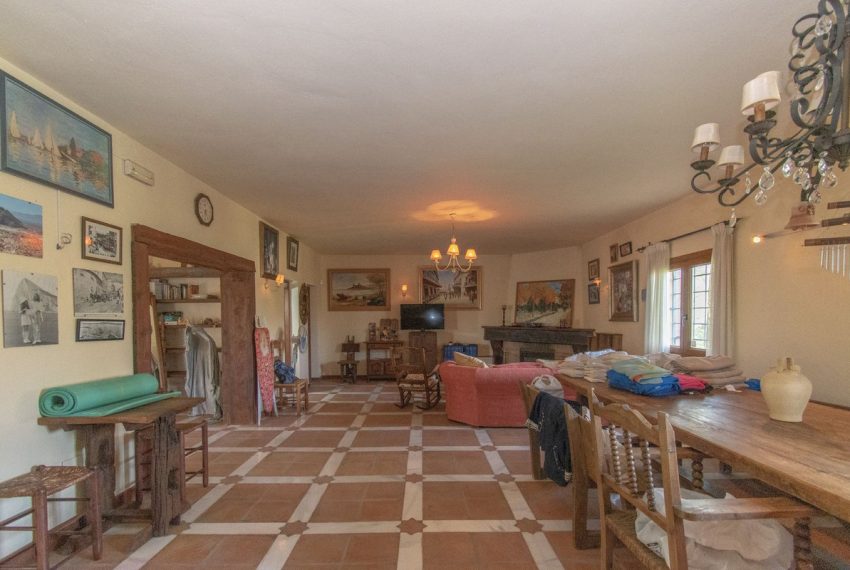 R4042774-Villa-For-Sale-Mijas-Finca-4-Beds-250-Built-14