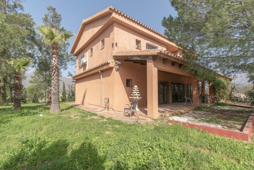 R4042774-Villa-For-Sale-Mijas-Finca-4-Beds-250-Built-5